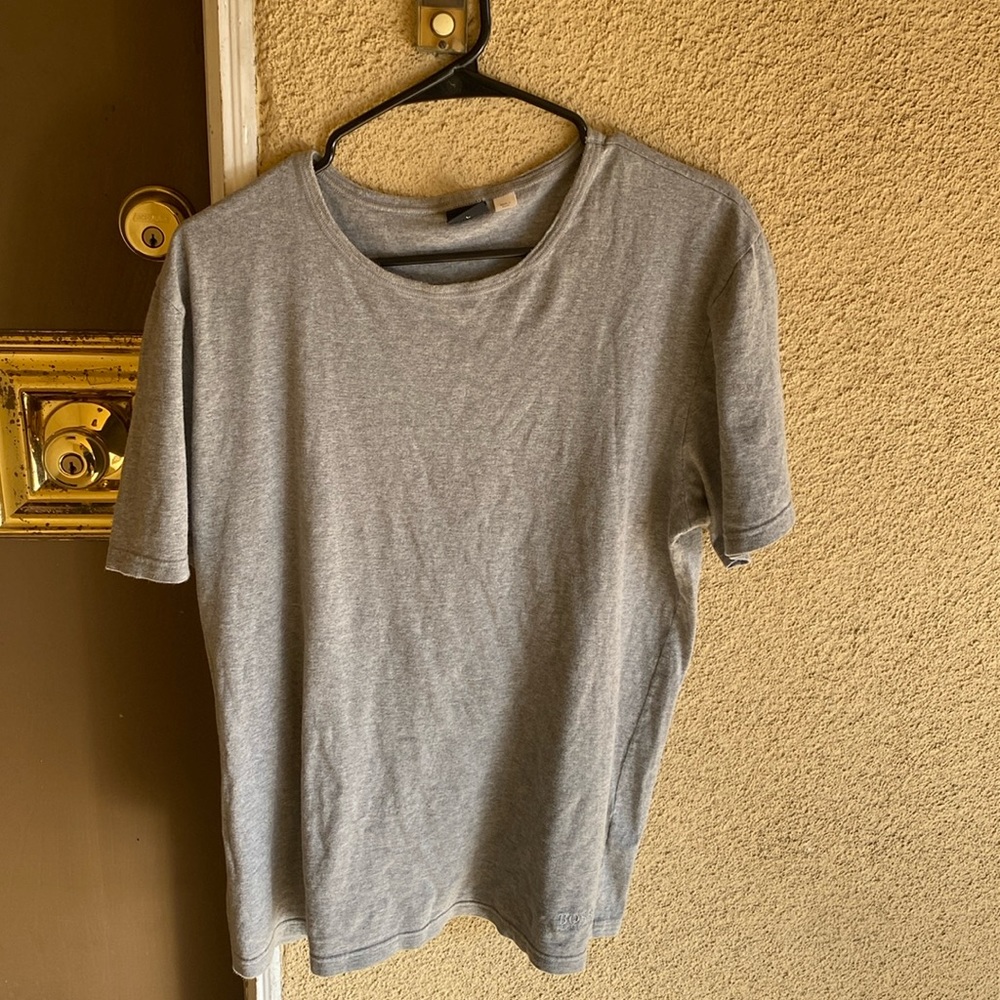 GRAY MENS BOSS HUGO BOSS SHIRT SIZE LARGE MADE IN EGYPT 100% COTTON🇪🇬👕🩶